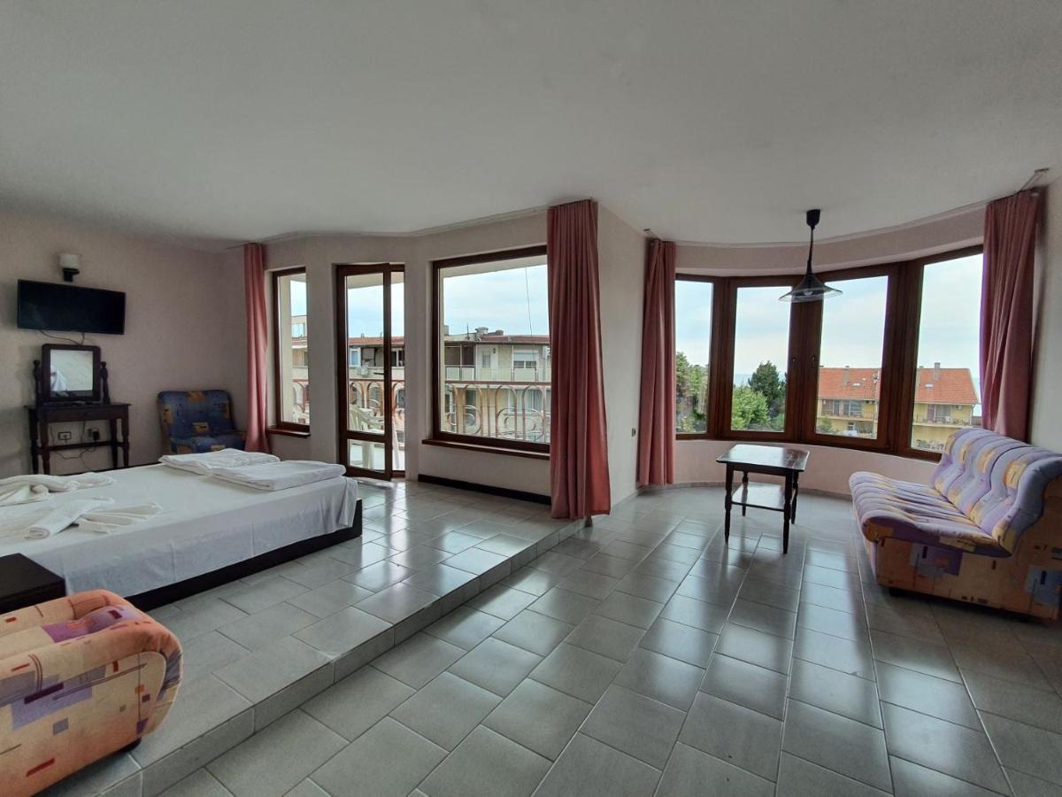 Lazur Hotel Ravda Exteriör bild
